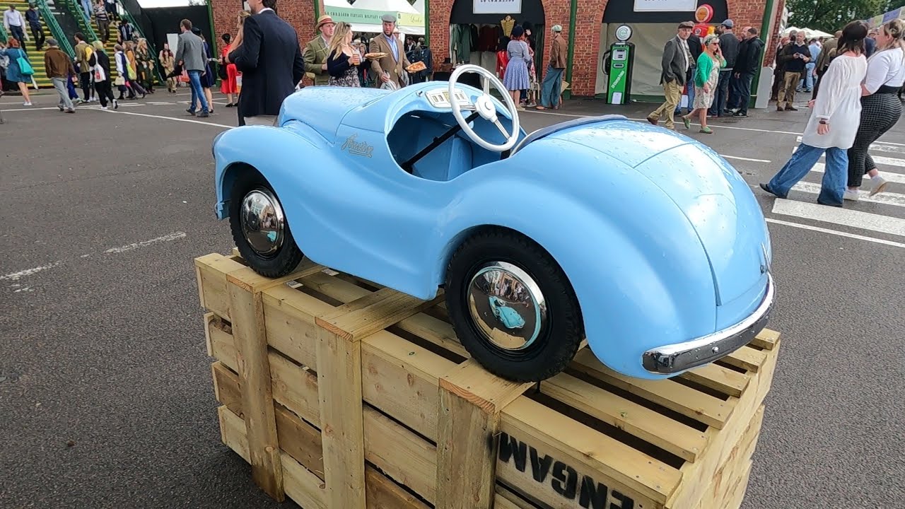 Austin Junior 40 (J40) Pedal Car Walkaround - Goodwood Revival 2021
