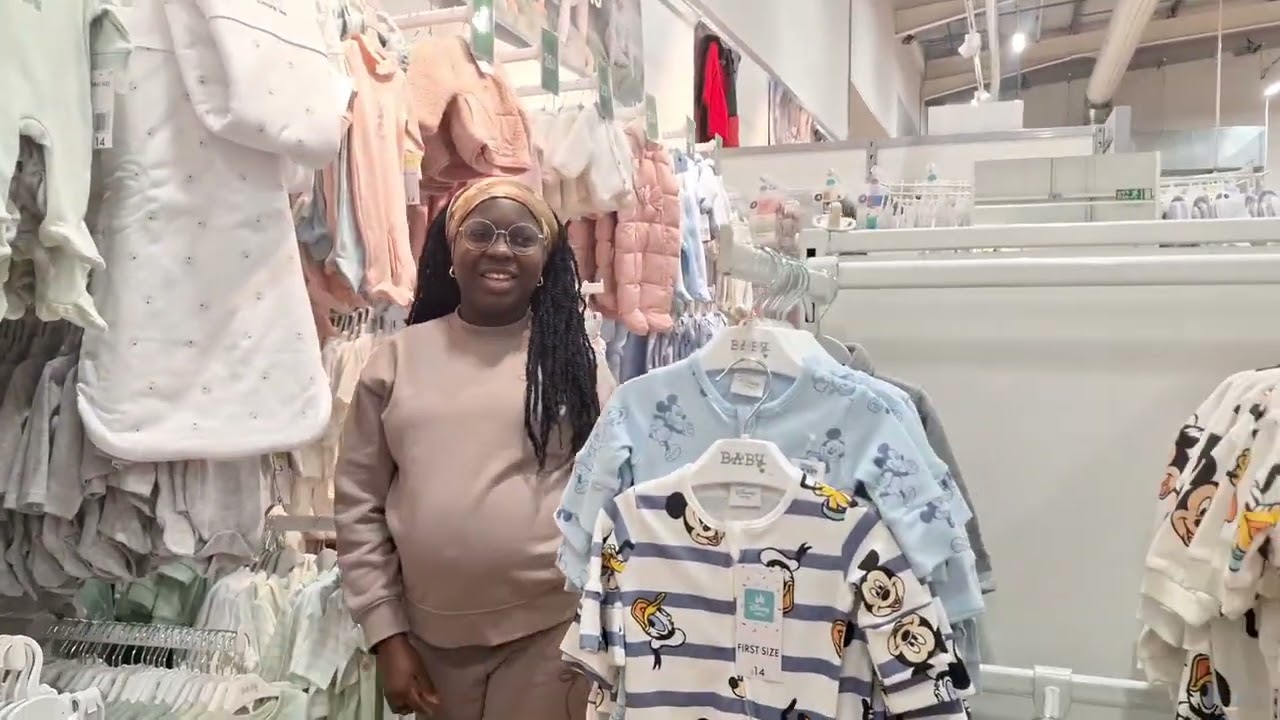 SHOPPING FOR BABY / PREGNANCY SERIES  VLOG 2