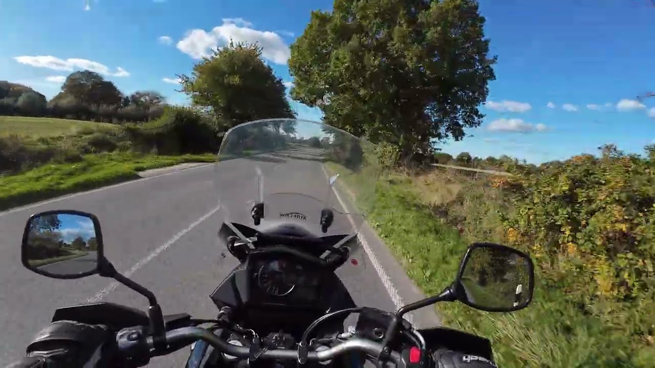 Sonnige Herbstimpressionen 2025 mit der SUZUKI V-STROM 650