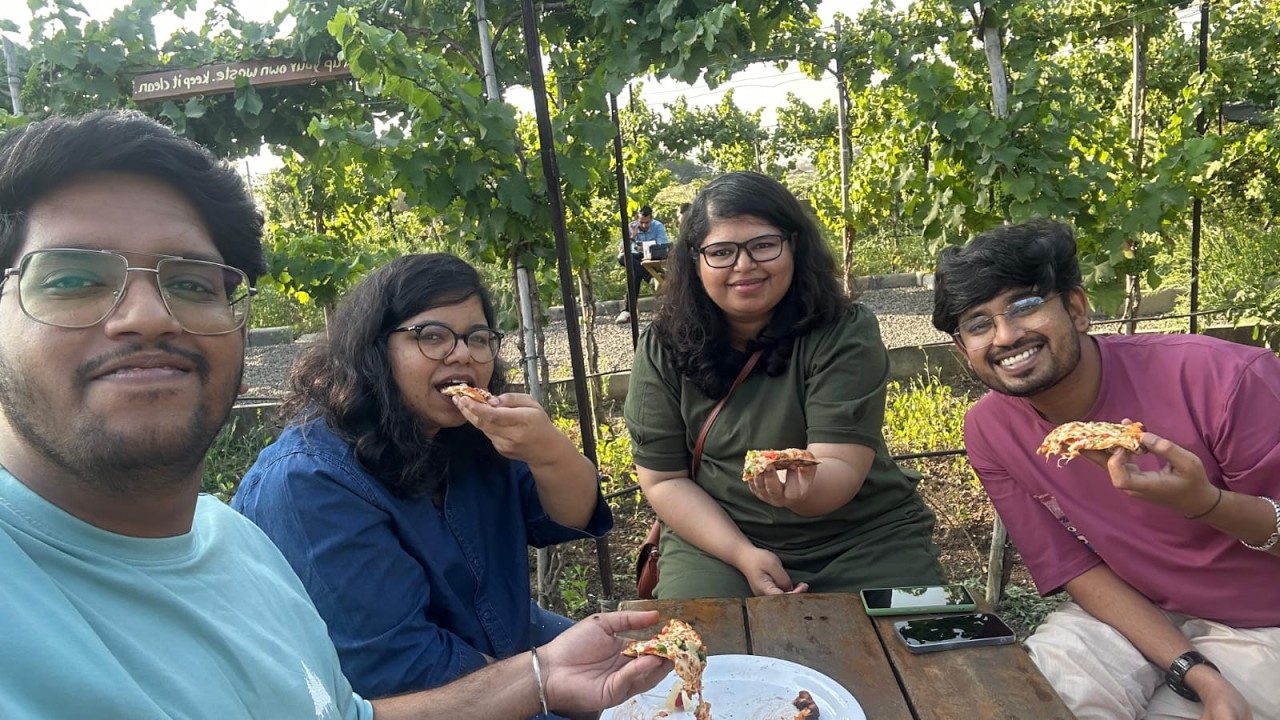 Cousins Ke Saath Nashik Gumne Nikal gaye.