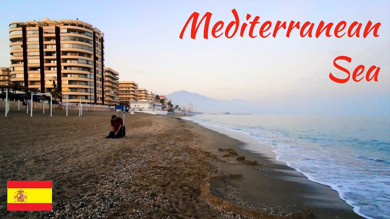 Evening Mediterranean Sea Beach Walk | Waves Sound for relaxation, Fuengirola [Spain 4K]