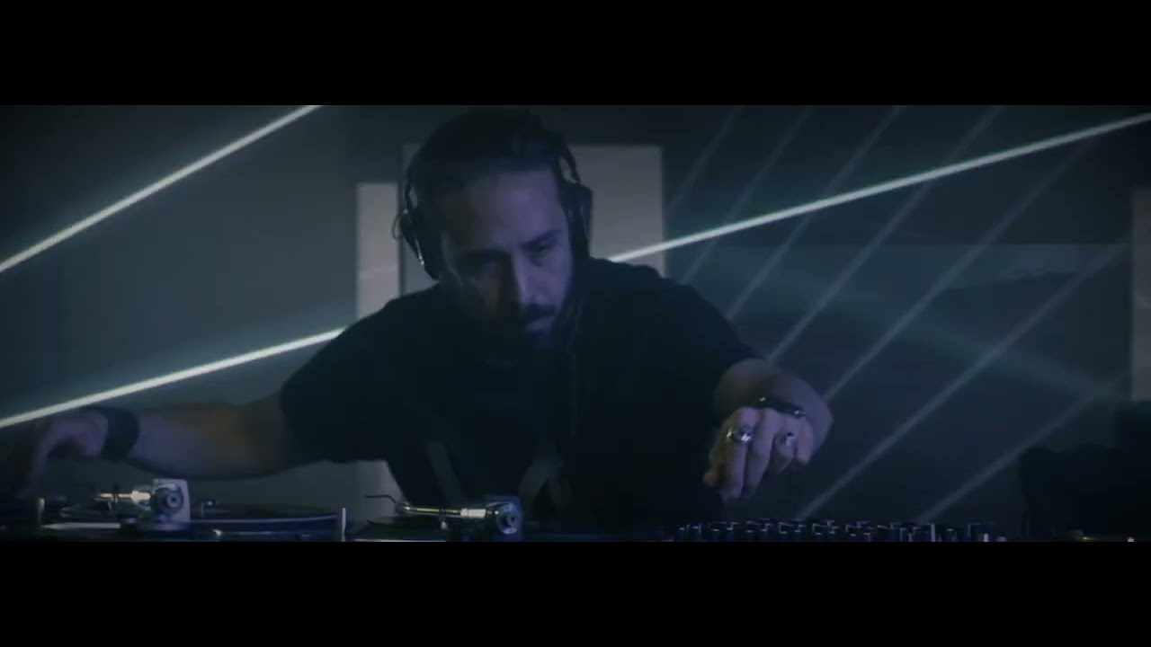 Cristian Varela 6-Six Vinyl Show-12