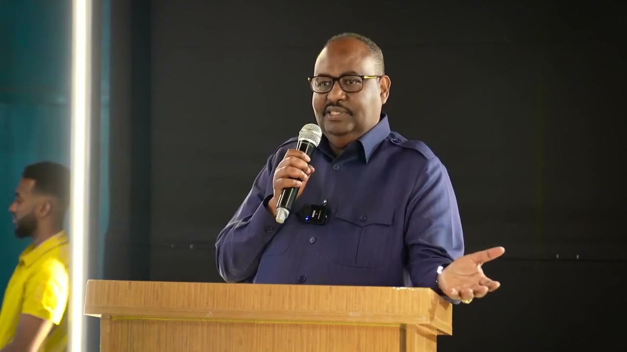 Saciid Deni oo xalay reer Muqdisho kala hadlay Dastuur Bedelka, Dhul boobka iyo Doorashooyinka