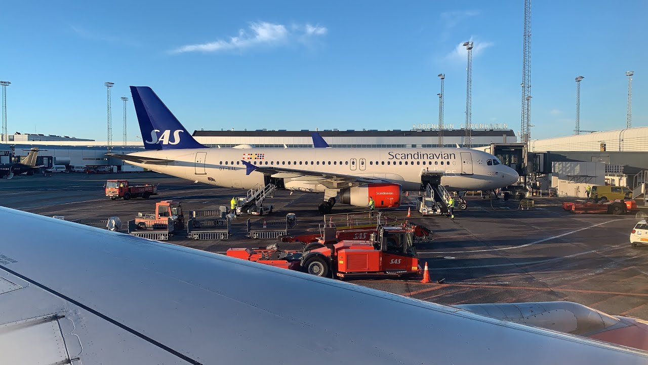 Scandinavian Airlines (SAS Airlines) Oslo to Copenhagen SK459 Economy Class Airbus A321-200