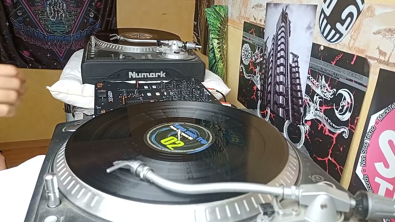 Martek - Ça va péter ! Mix vinyle _TRIBECORE // HARDFLOOR_