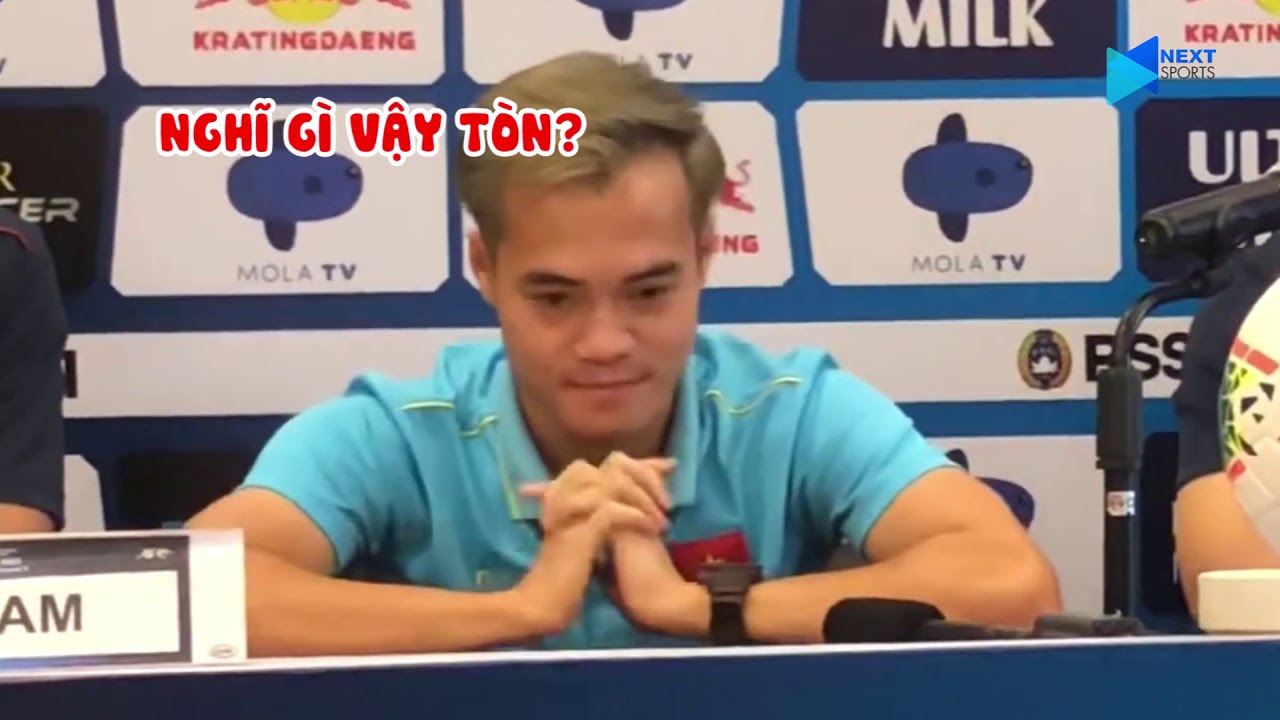 Biểu cảm khó đỡ của Văn Toàn trong lần đầu dự họp báo đẳng cấp World Cup | NEXT SPORTS