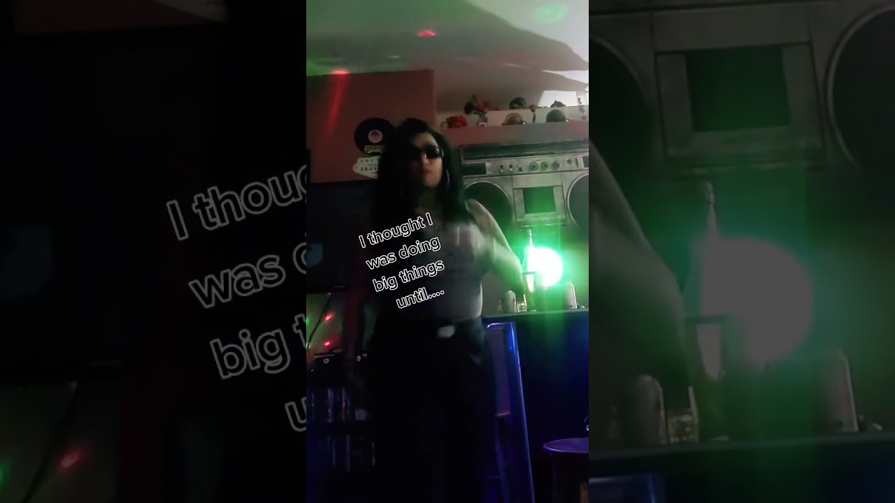 Dancing to Music at Home#dancingathome #musiclover #freestyle #dancevideo