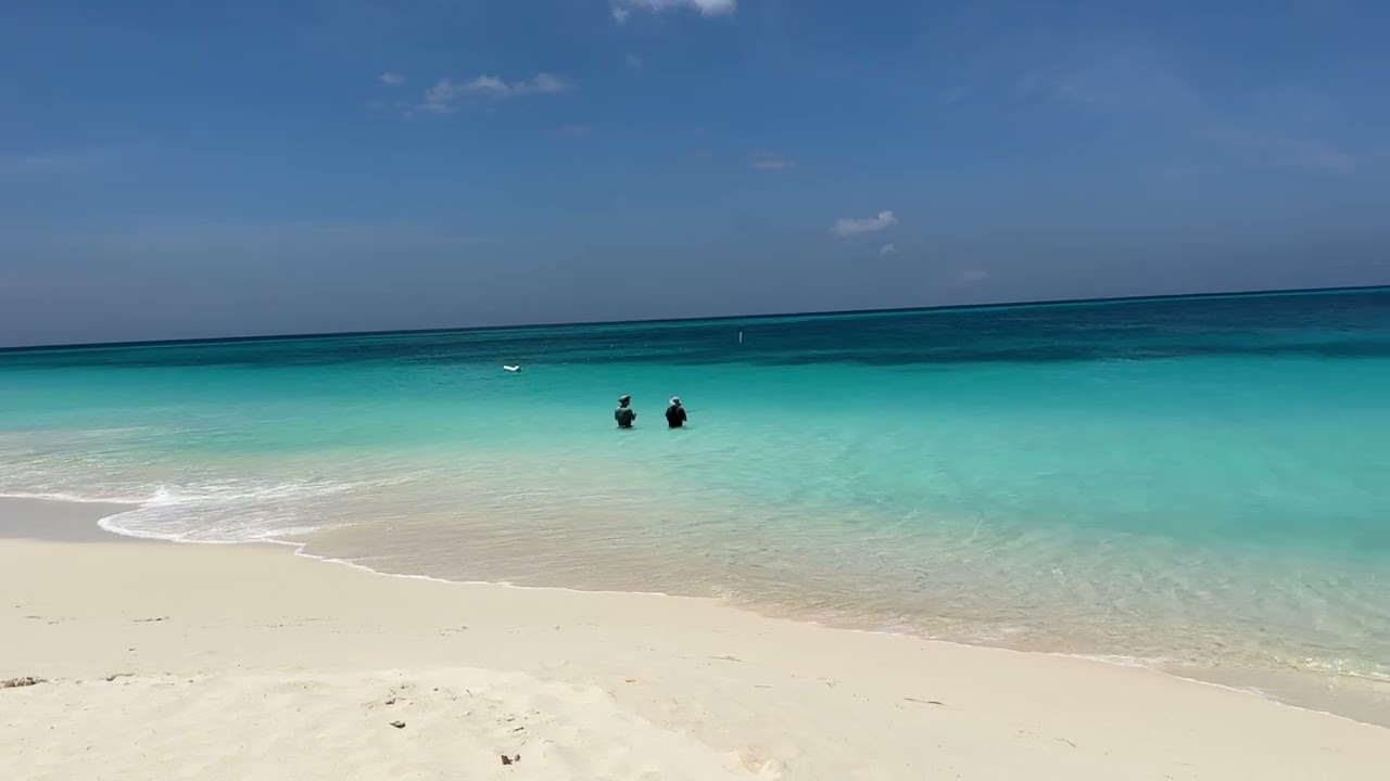 Finding the Blue on Eagle Beach in Aruba