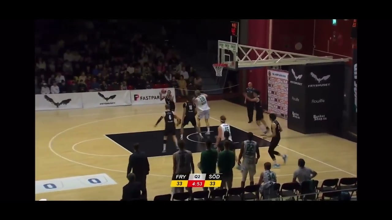 Philip Gjerulf #18, 1st half, Södertälje BBK vs Fryshuset Basket, SBL