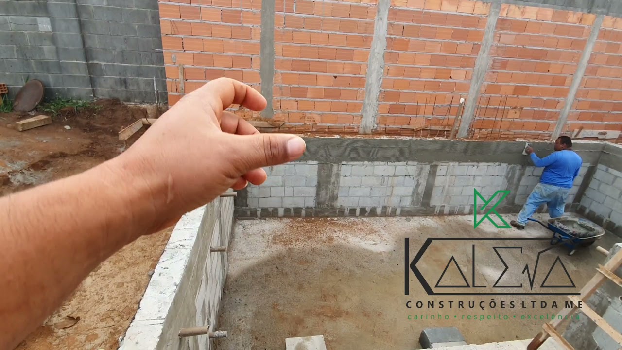 Piscina de bloco estrutural.
