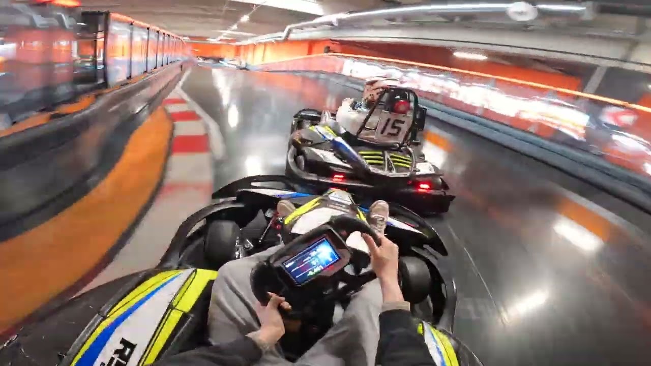 karting Speed Park Oasiz tanda con los kart eléctricos