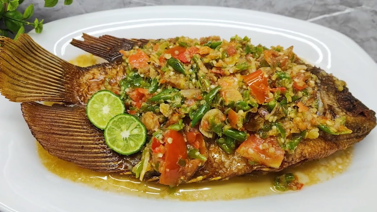 IKAN GORENG SAMBAL PECAK