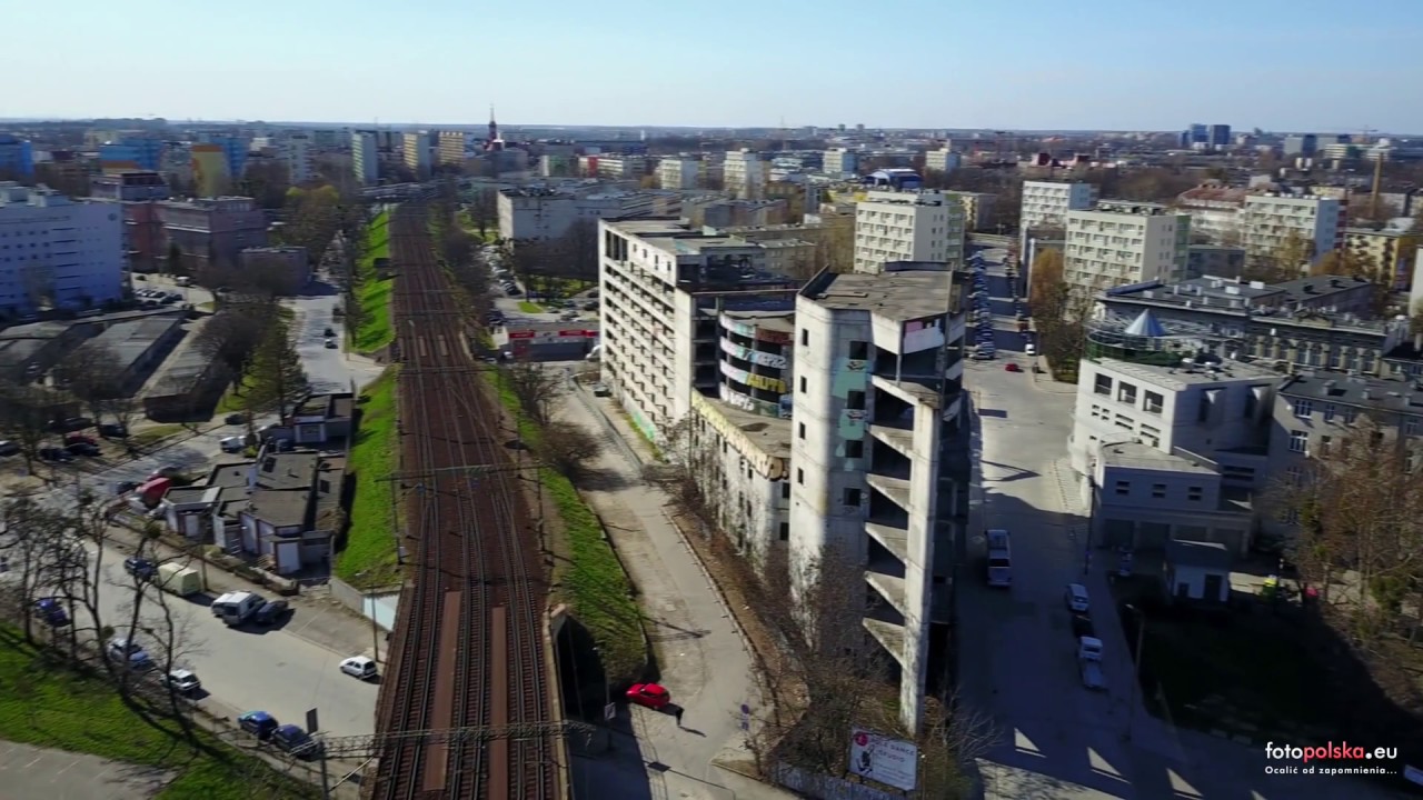 Rozbiórka wielopoziomowego parkingu we Wrocławiu