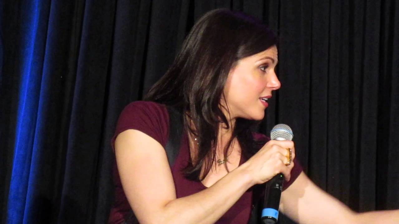 Lana Parrilla Raps Ya Mama