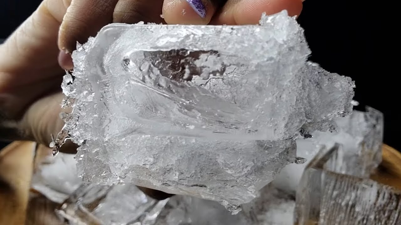 LARGE HOLLOW CUBES | CRUSHED ICE AND FROST | REQ | #iceeating #asmr #asmrice