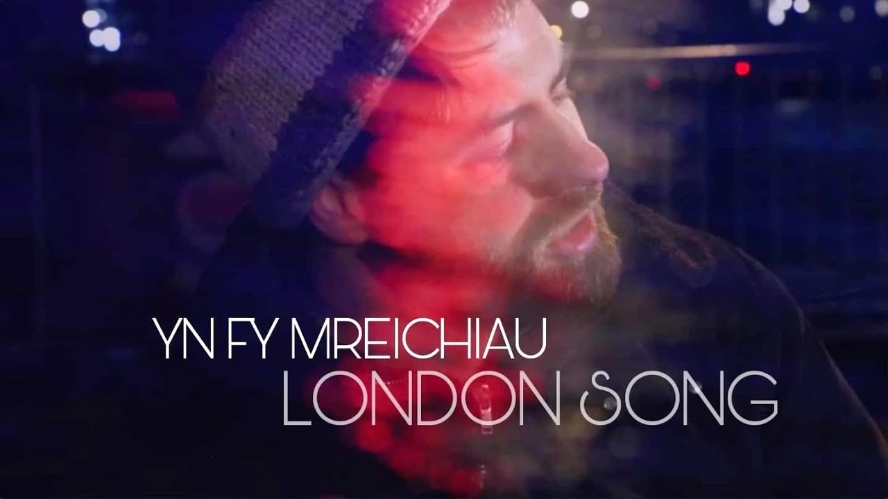 Si&ocirc;n Rickard - Yn fy Mreichiau [London Winter Song] 2021