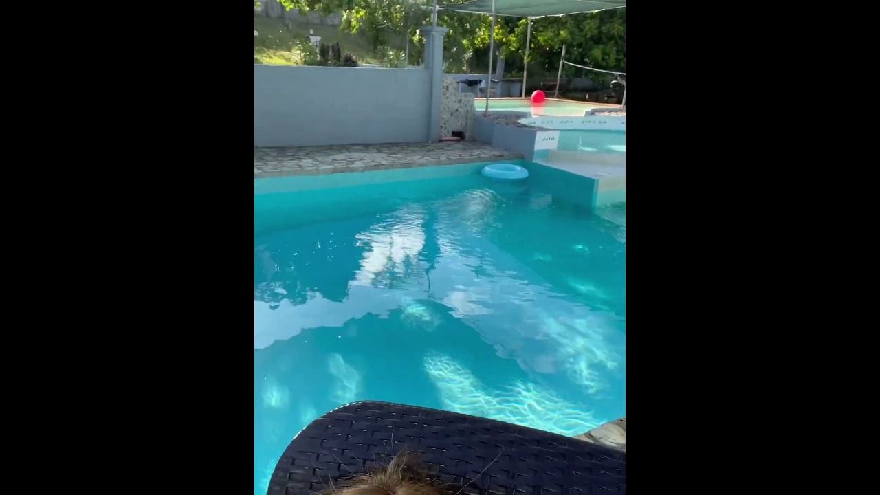 6 feet swimming 🏊‍♀️ pool 🌊