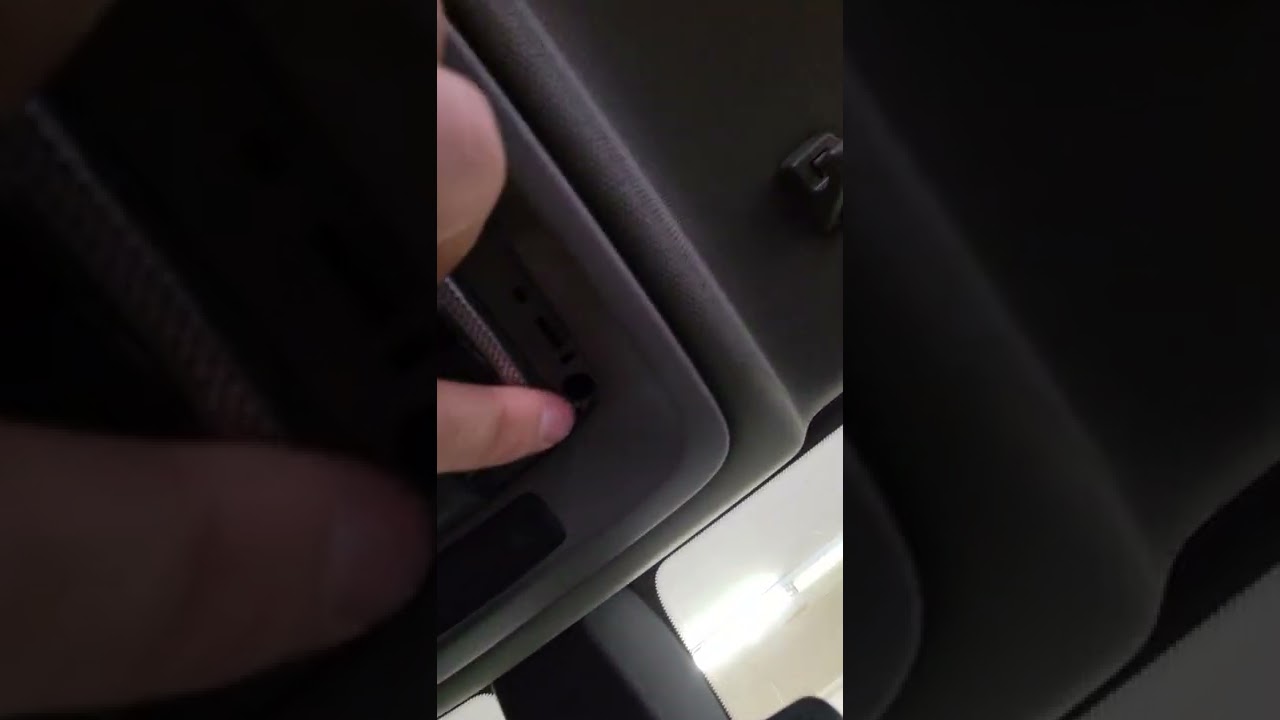 2021 GMC truck overhead console removal