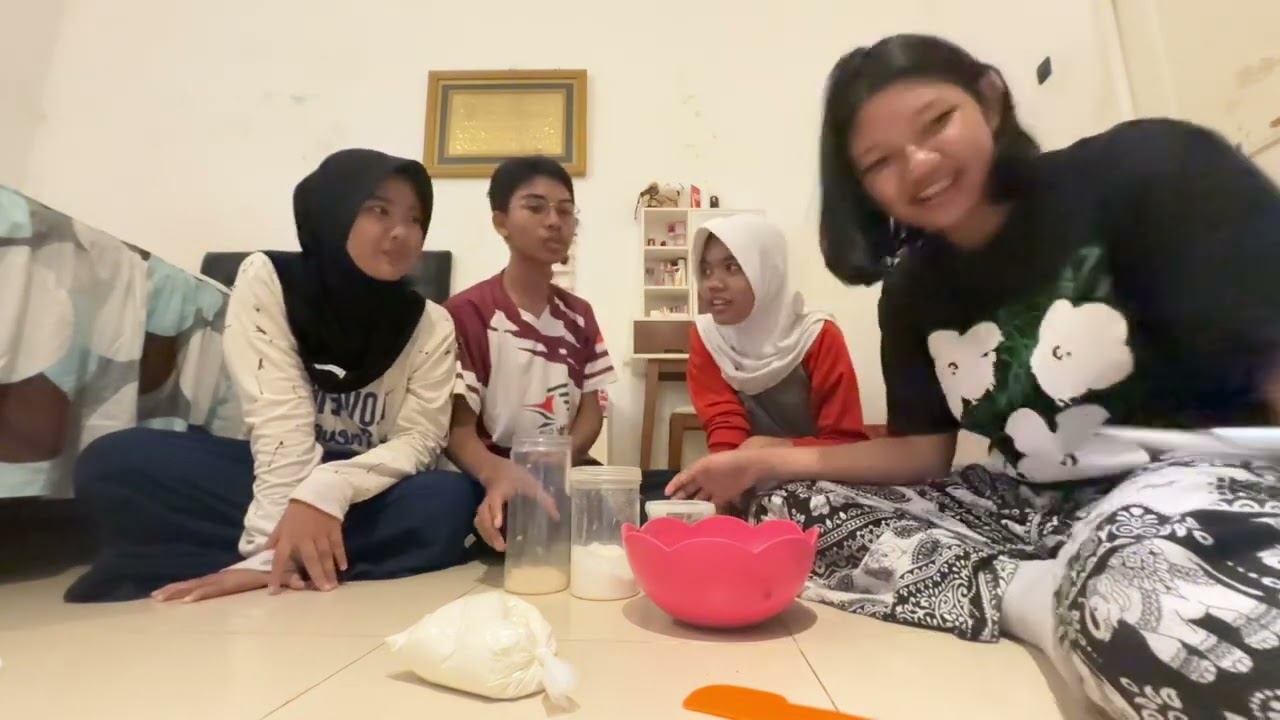 Ujian Praktik membuat roti dari ragi alami , kelompok 4 (9C)