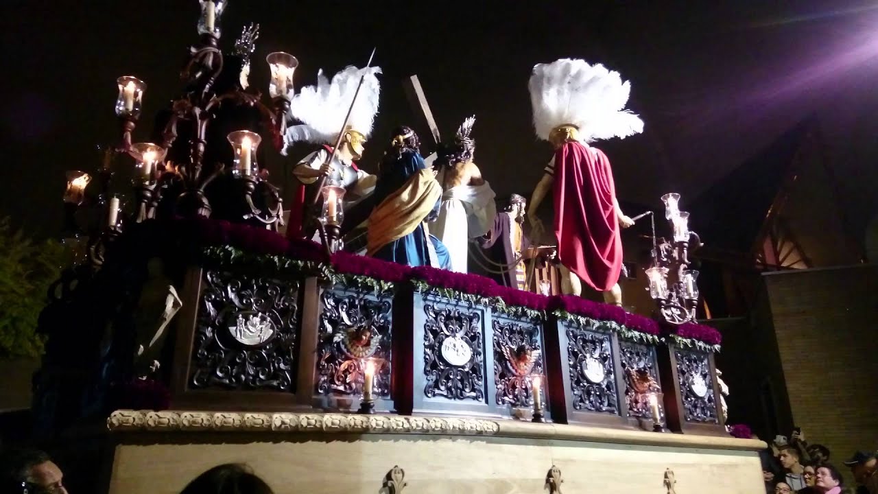 Entrada misterio Agrupación Parroquial Bendición y Esperanza del polígono Sur Sevilla 2016 Parte 1