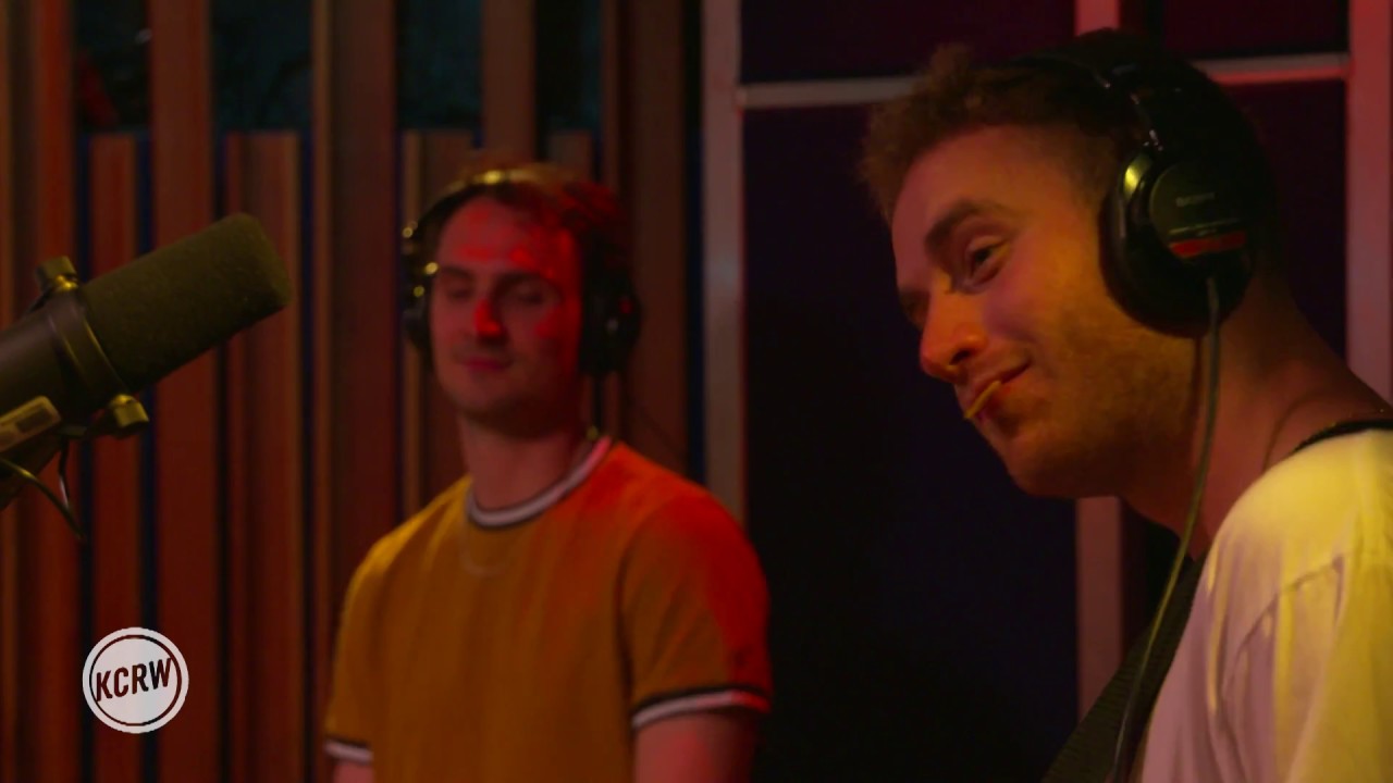 Tom Misch Performing 