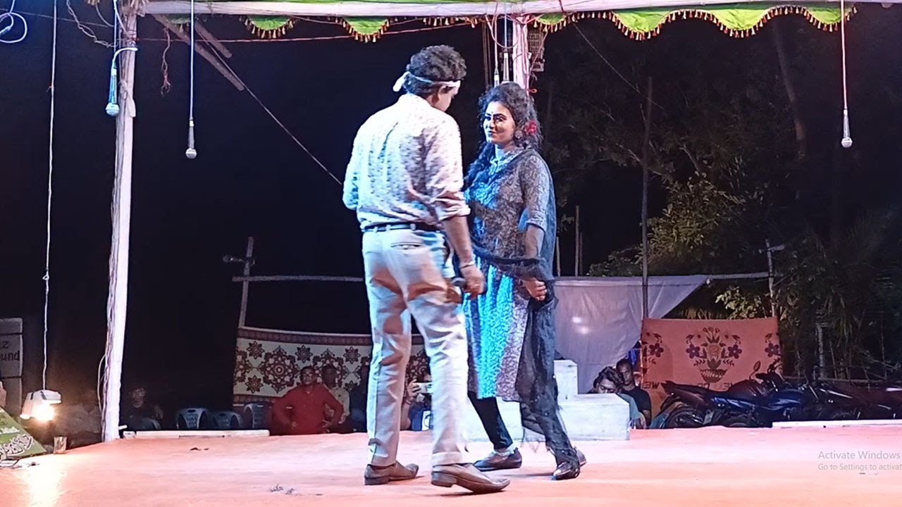 পৃথিবীতে সুখ বলে যদি কিছু থেকে থাকে তার নাম ভালোবাসা তার নাম প্রেম । যাত্রাপালা মা হলো বন্দি । গ্রাম