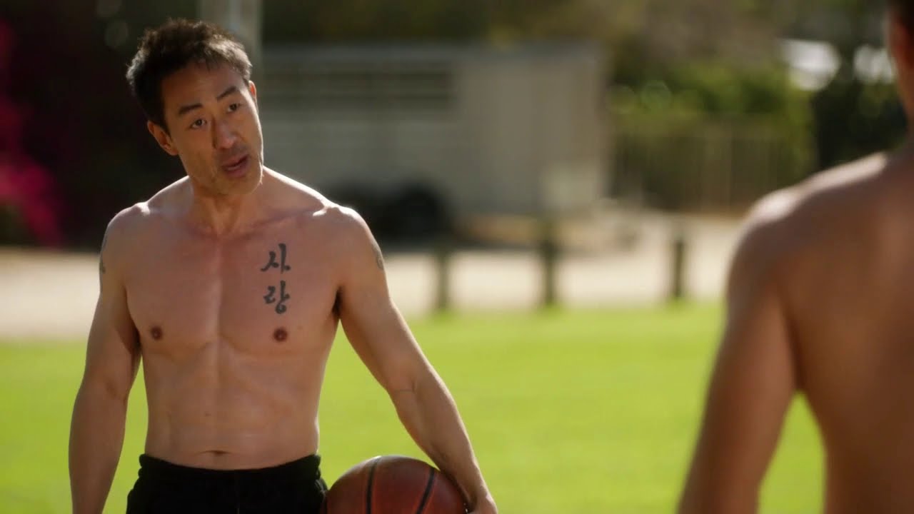 911onfox 4x04  Albert and chimney