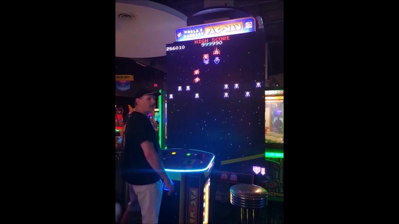 Galaga [World's Largest Pacman Game] - Arcade - 999,990 (1st PERFECT Score!)