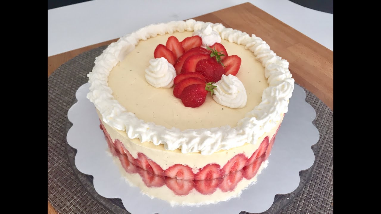 Fraisier à la crème mousseline / facile et délicieux.