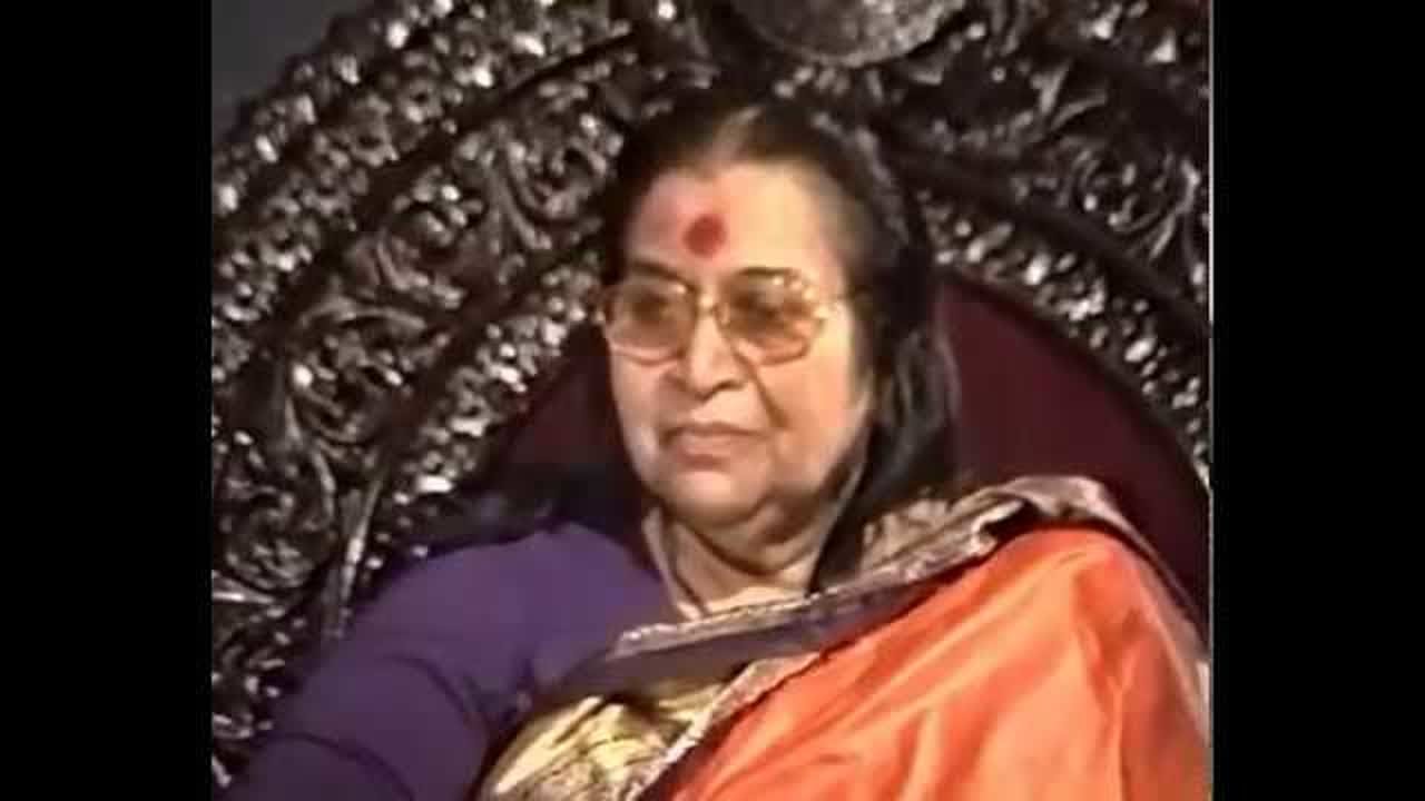 1993-12-29 Sufi Qawwalis, Ganapatipule, India