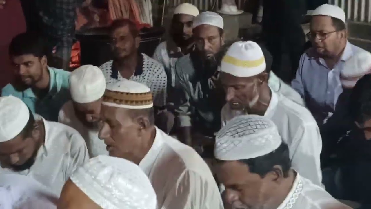 টাঙ্গাইল প্যারাডাইস পাডা দরবার শরীফের জাকেররা আল্লাহ আল্লাহ জিকির করছে 