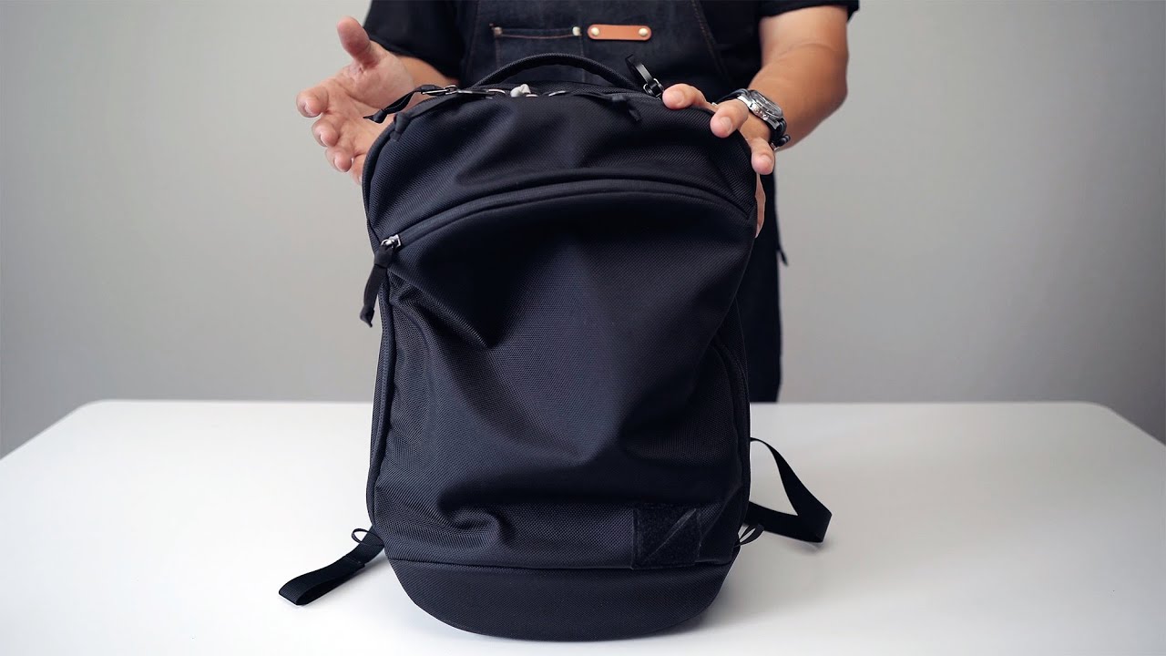Evergoods Panel Loader Classic 20 (PLC20) - refined, well-executed, simple easy-to-use EDC backpack