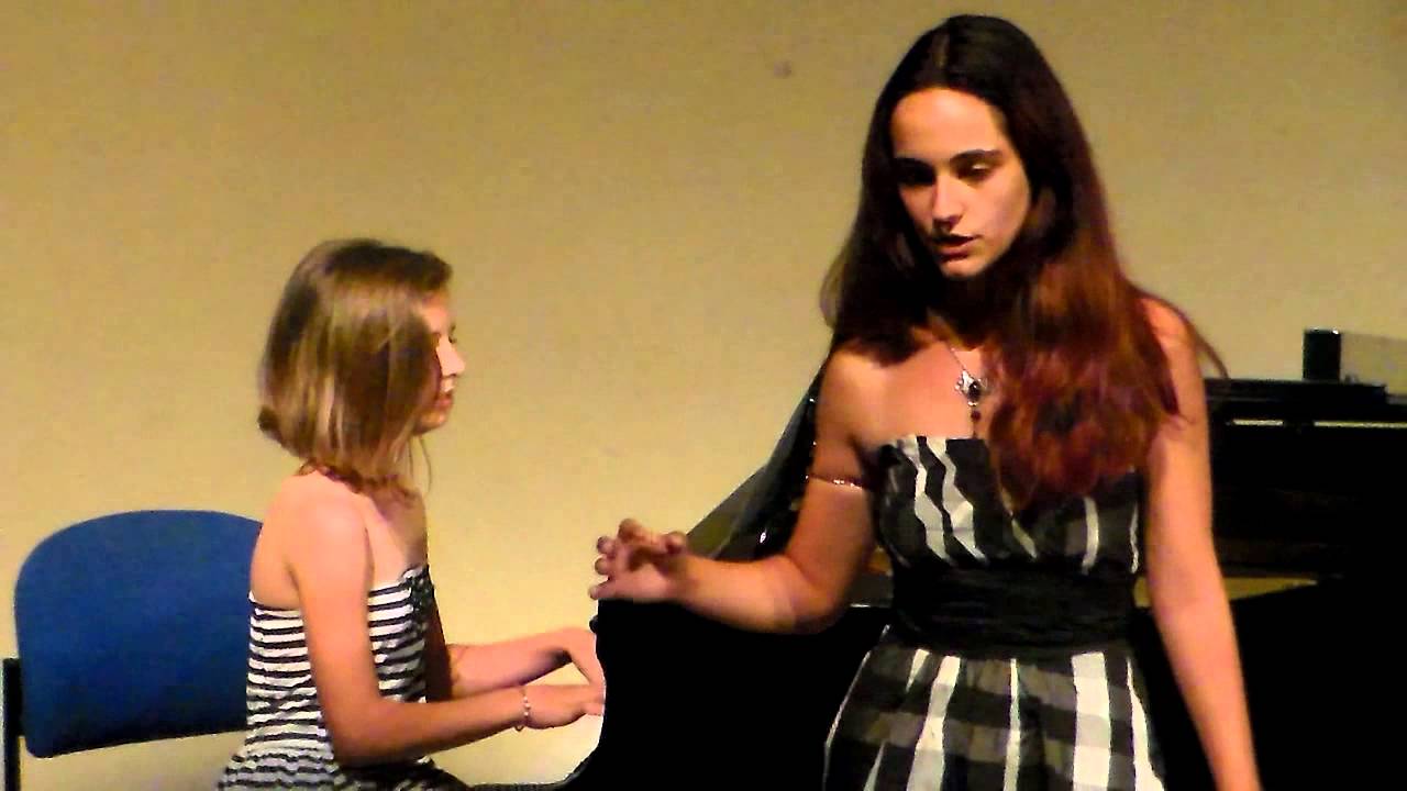 ''Senza l' amabile'' - Katerina Floreli (Piano) and Maria Gourmou