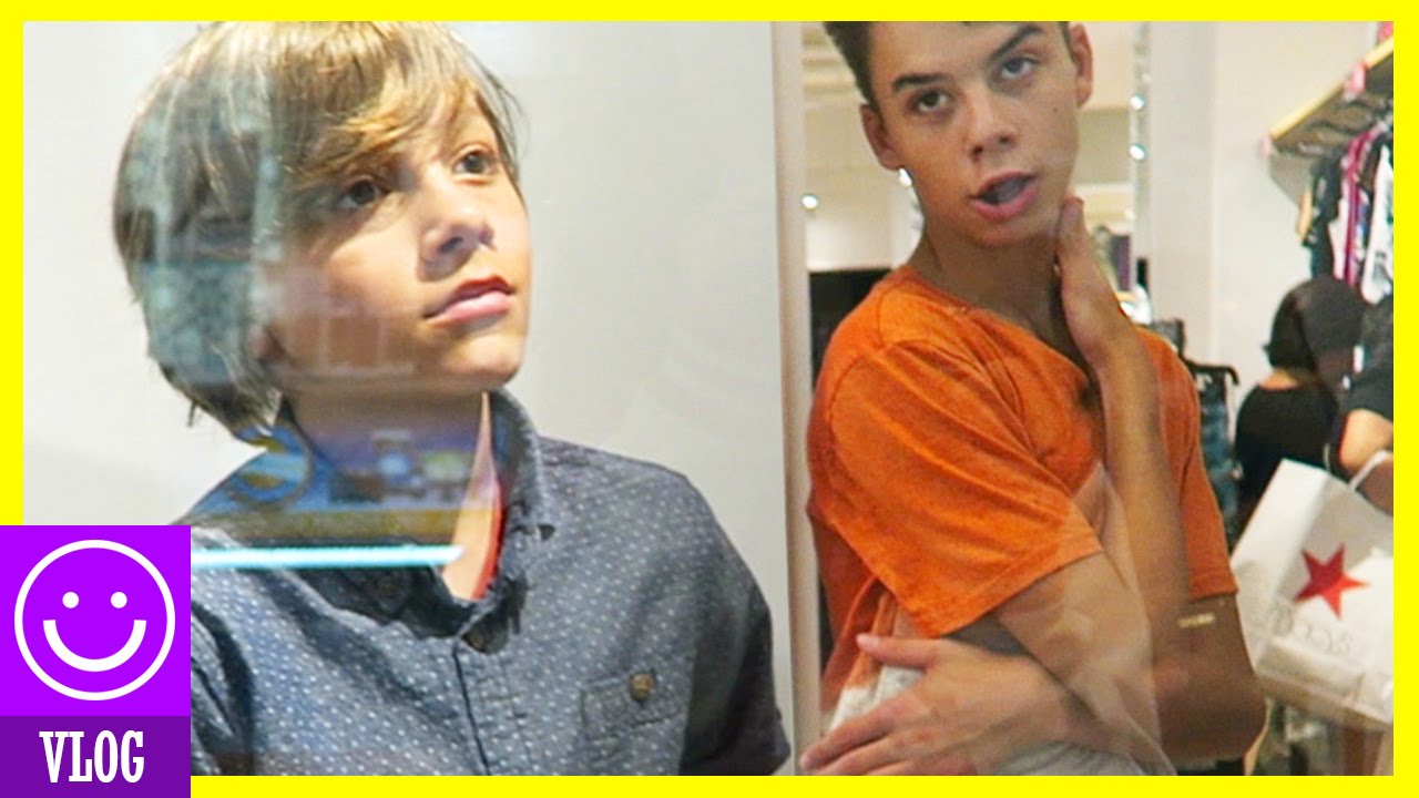 MALL MANNEQUIN PRANK!  |  KITTIESMAMA 189