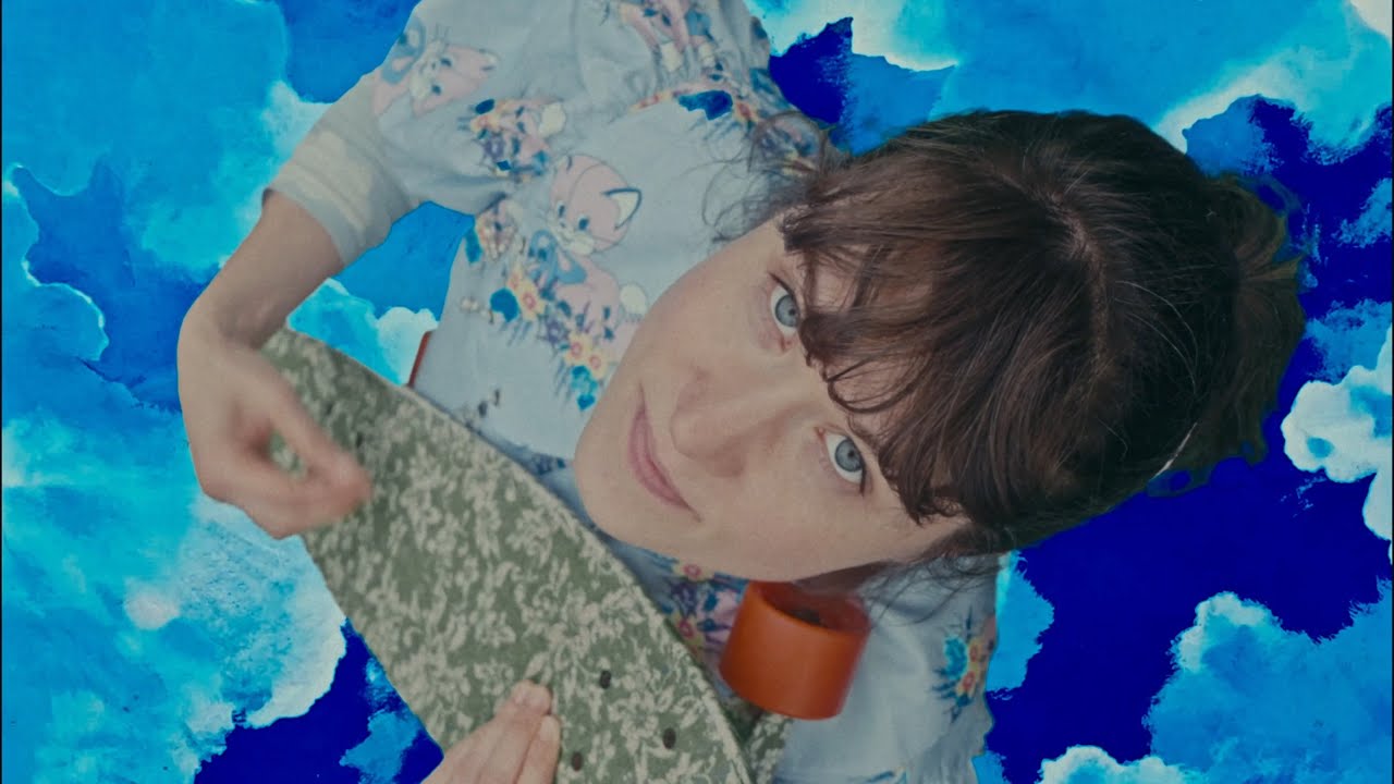 Fritzi Ernst - M&auml;rchen (Offizielles Musikvideo)