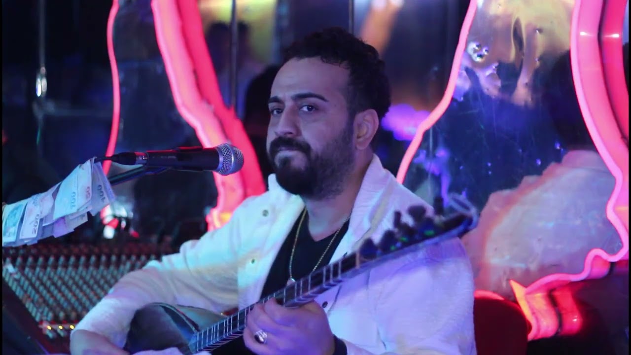 Alemci Murat - Akraba & Bi Gülüşü Var