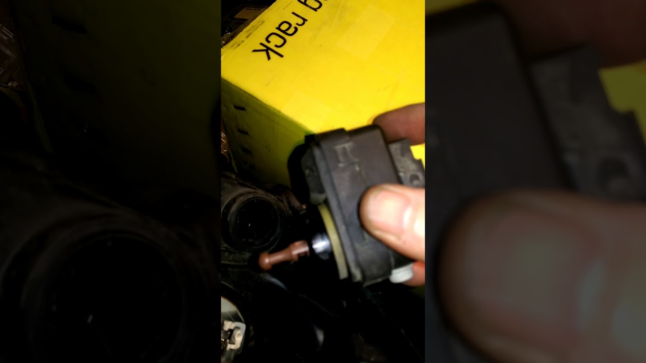 Nissan Micra K12 headlight motor removal