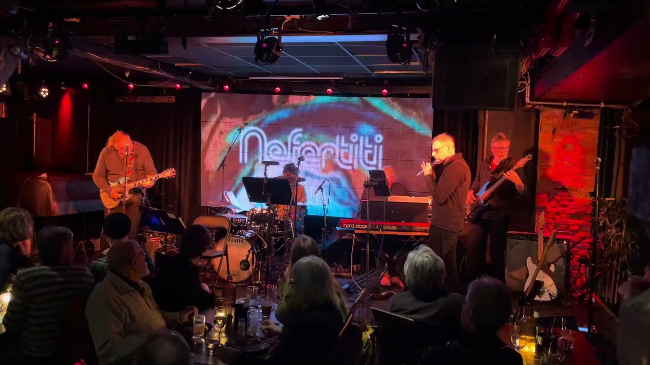 Bossebandet spelar Bo Hanssons De svarta ryttarna/Flykten till vadstället
