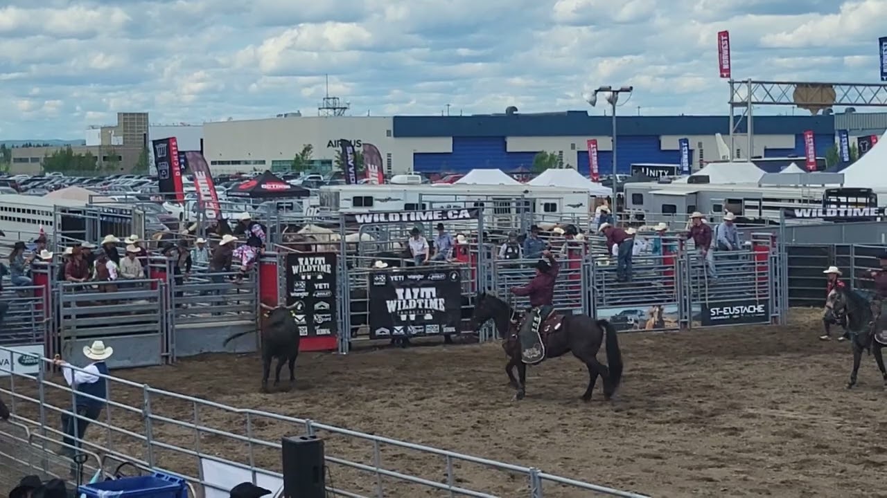 Bull riding Sunday may 25 Festival contry Nordwest