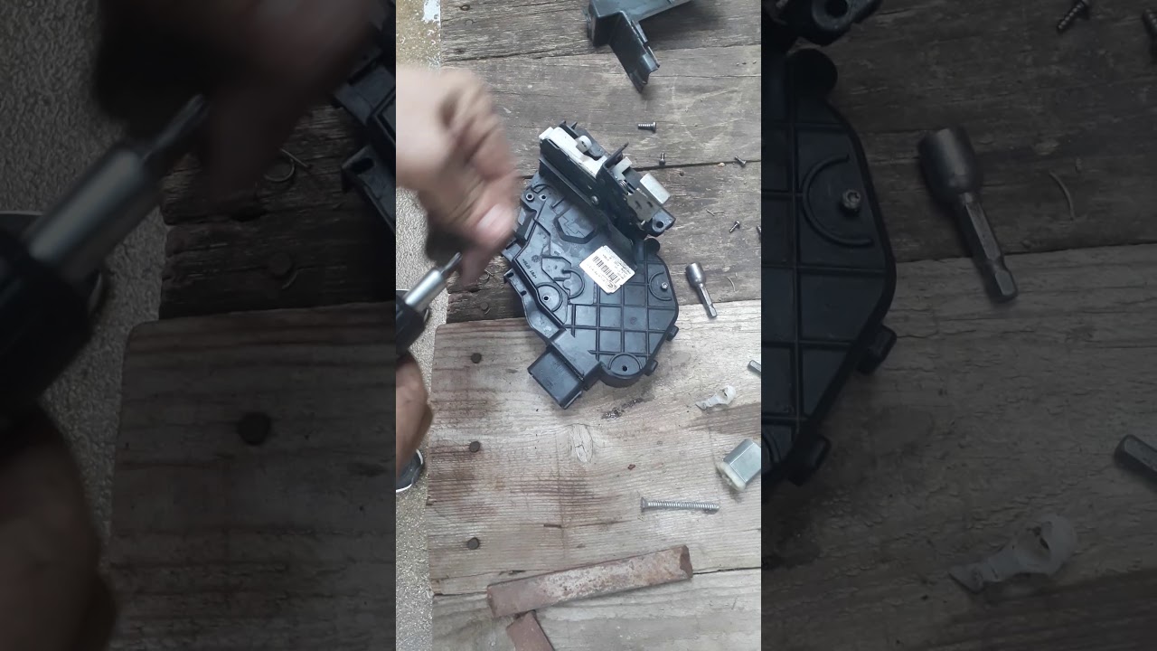 mondeo mk4 ön kapı kilit motor değişimi