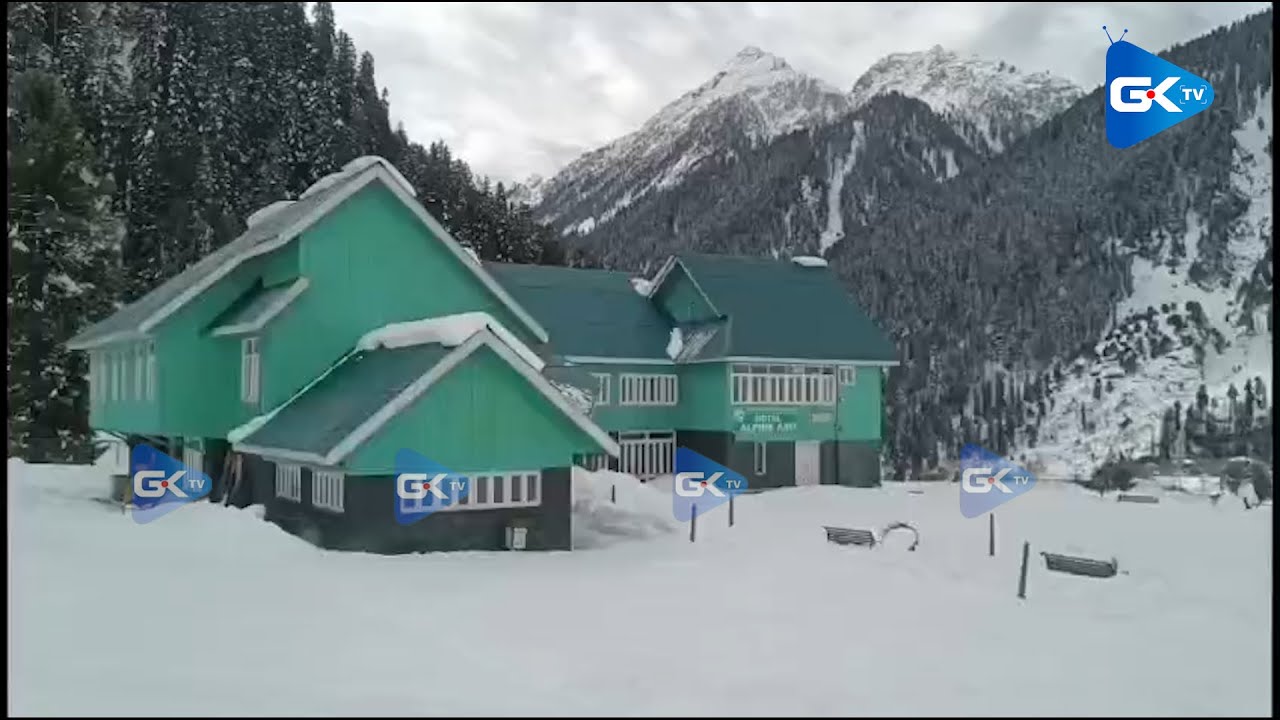 Fresh Snowfall Blankets Pahalgam as IMD Forecasts More Snow in Kashmir