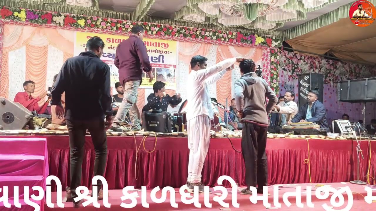 #santvani#lokdayro #santvanibhajan #music#lokgeet#live#hamir gadhvi