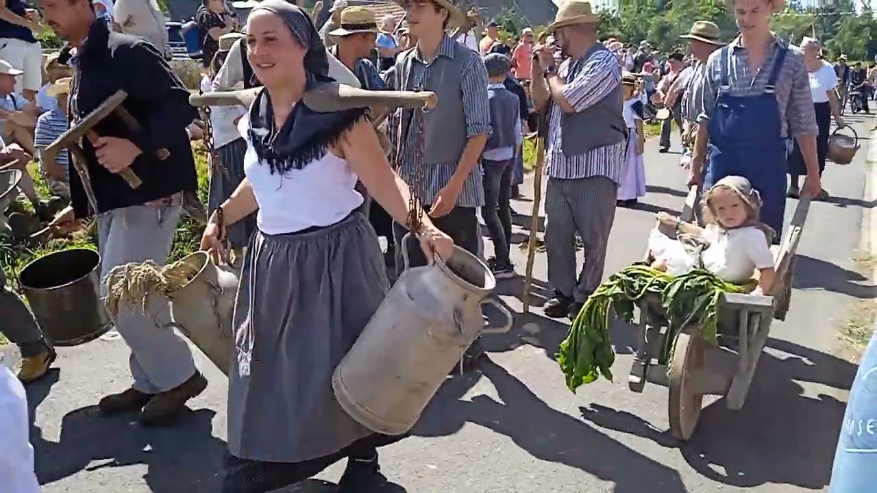 Festival rétro Saint Aubin des Bois 2023.