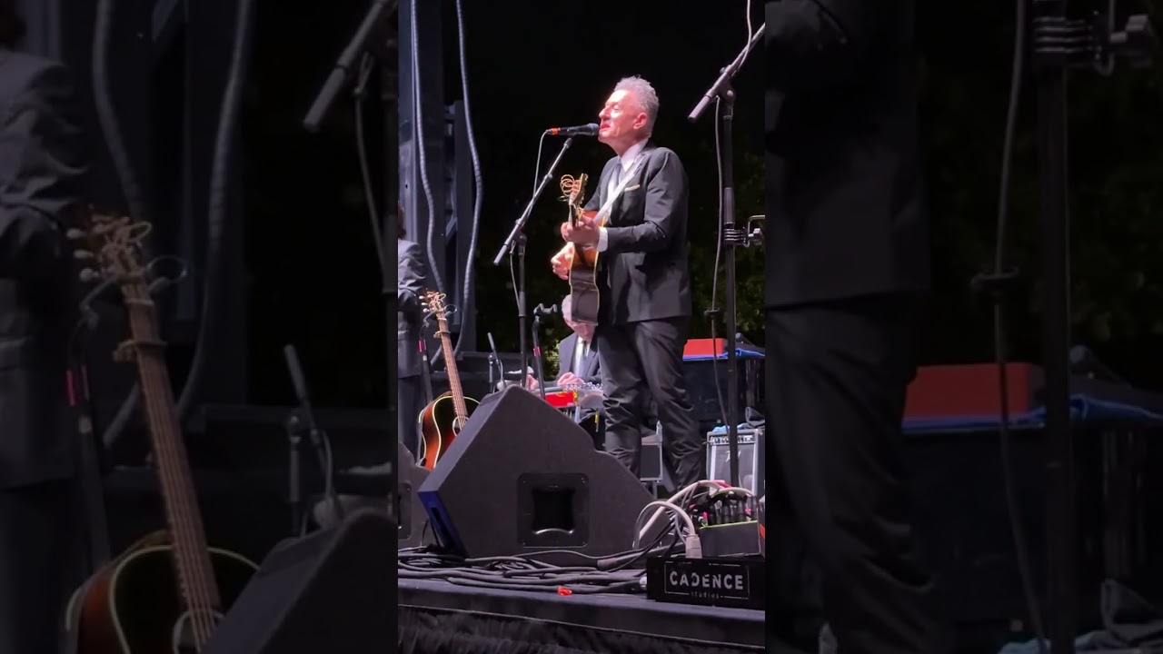Lyle Lovett &ndash; Cute as a Bug&ndash; Live