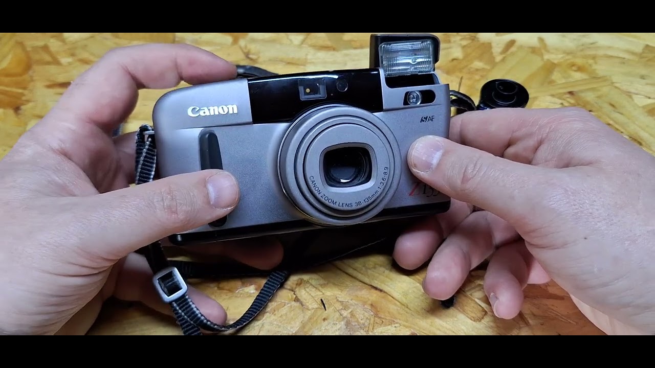 Canon Sure Shot Z135  35mm Film Camera
