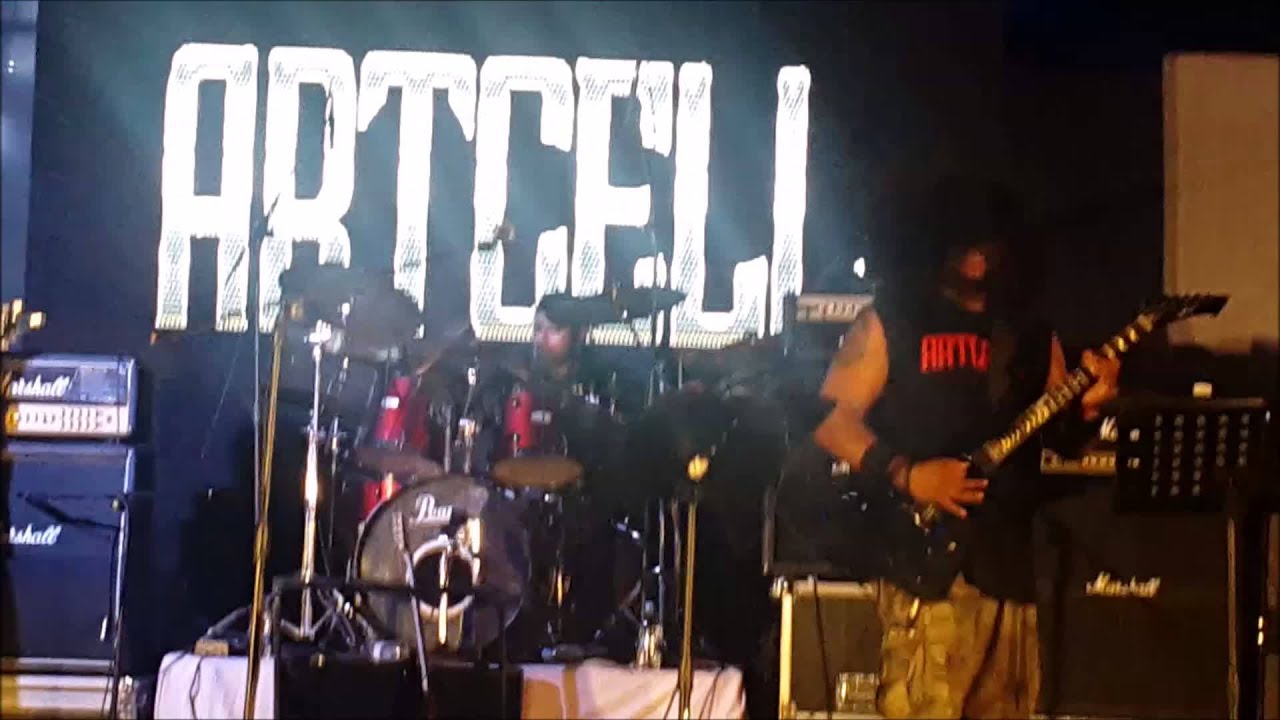 Artcell - Chile Kothar Shepai (চিলে-কোঠার সেপাই) (Live at BUET) [4-11-2015]