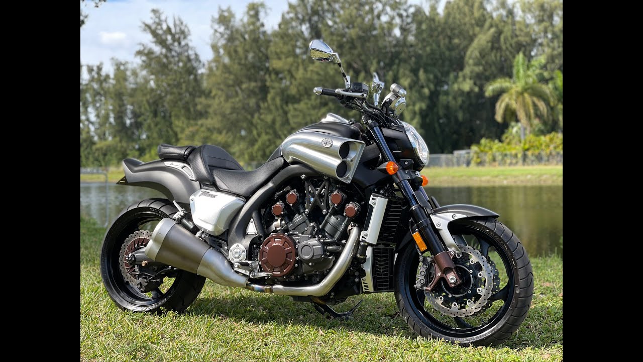 2012 YAMAHA V MAX