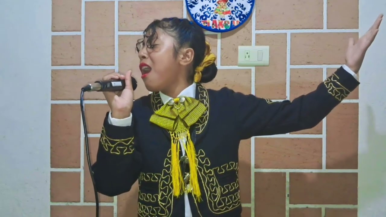 CUCURRUCUCU PALOMA (No tengo los derechos de autor) Lola Beltran 