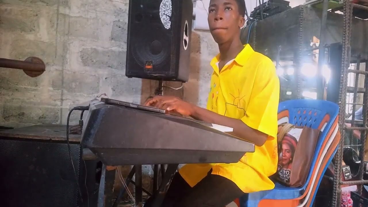 My church Choir Ministration but the sound ehh anyway Sha we are still learning.🔥🎹