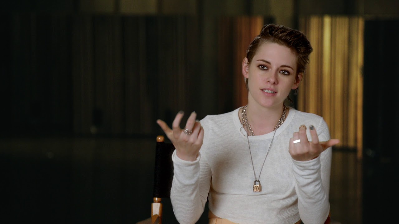 Kristen Stewart Discusses Her Role in Underwater